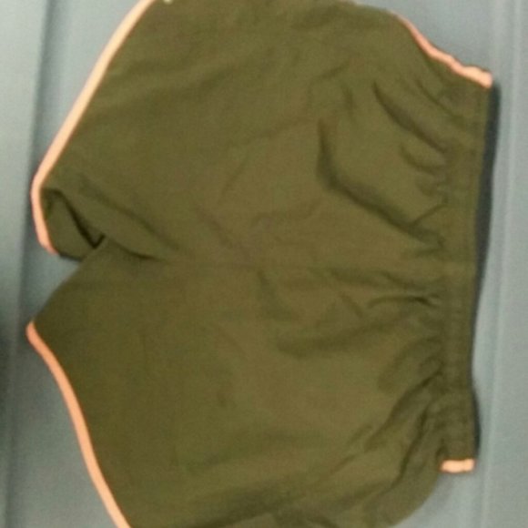 grey fitDry shorts XS - Picture 6 of 7